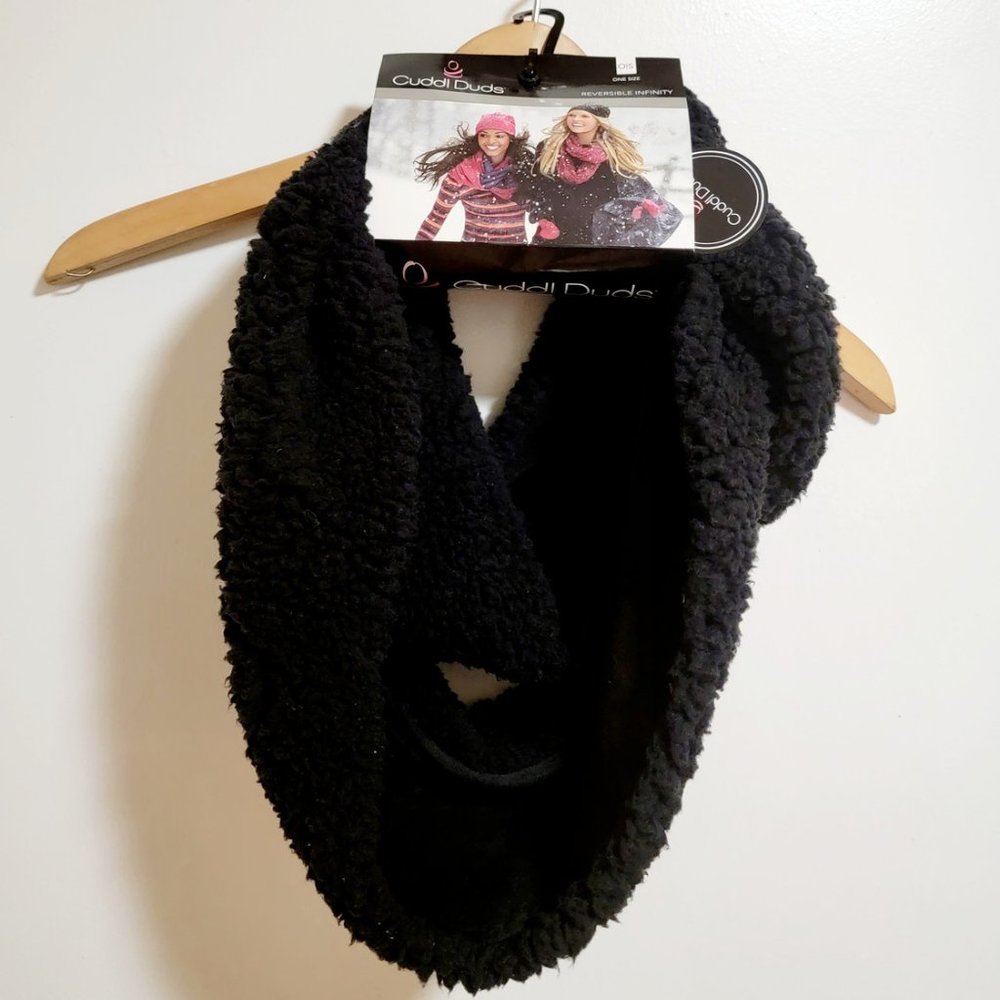 🌷Cuddl Duds Women's Infinity Scarf, NWT